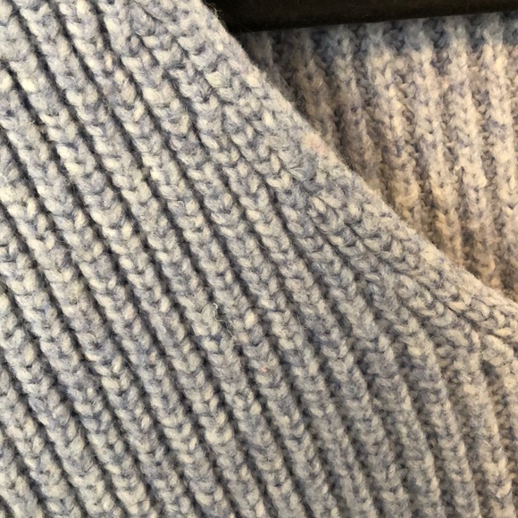 Lilac H&M Sweater - Picture 3 of 3